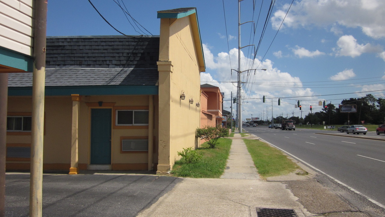 Image 10